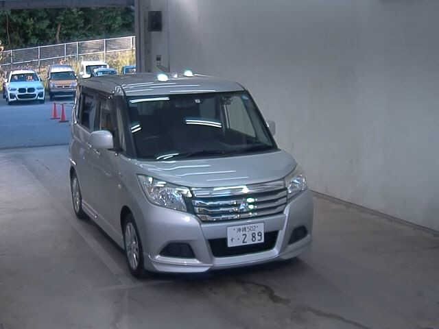 1061 Mitsubishi Delica d2 MB36S 2017 г. (JU Okinawa)